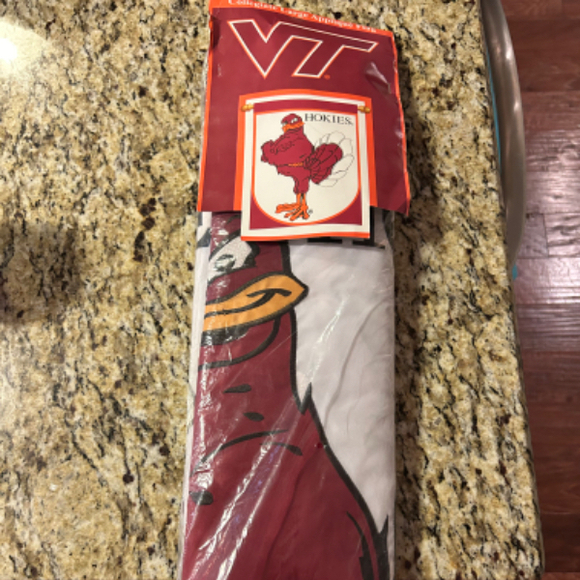 Virginia Tech Hokies Collegiate Applique Flag - Picture 3 of 3